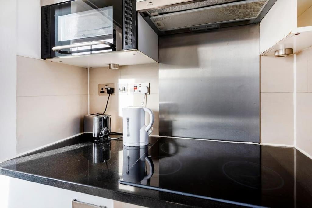 Studio Apt With Huge Balcony Near Oxford St - Marble Arch - Hydepark ลอนดอน ภายนอก รูปภาพ